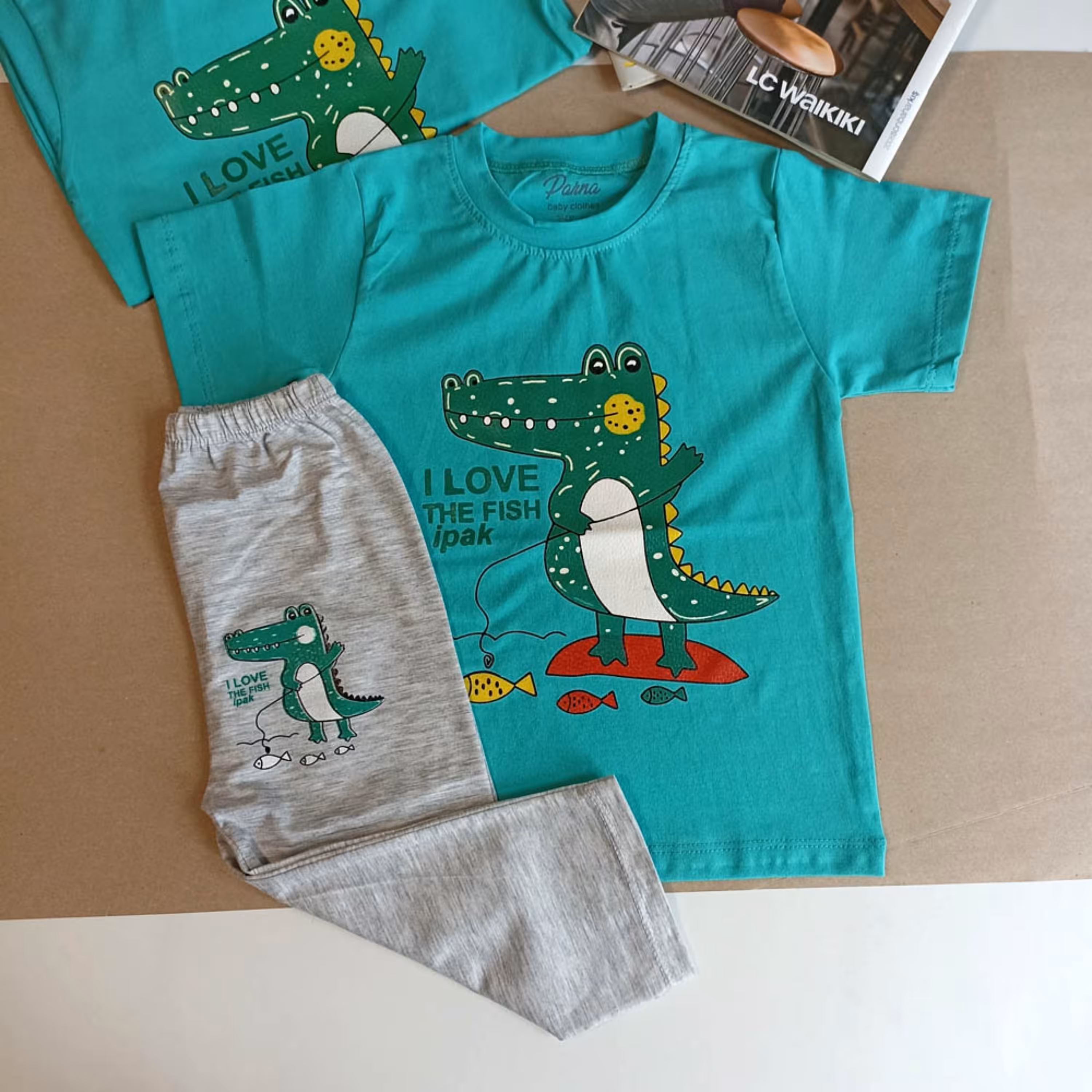 تیشرت و شلوار راحتی پسرانه سبزآبی 3 تا 7 سال 