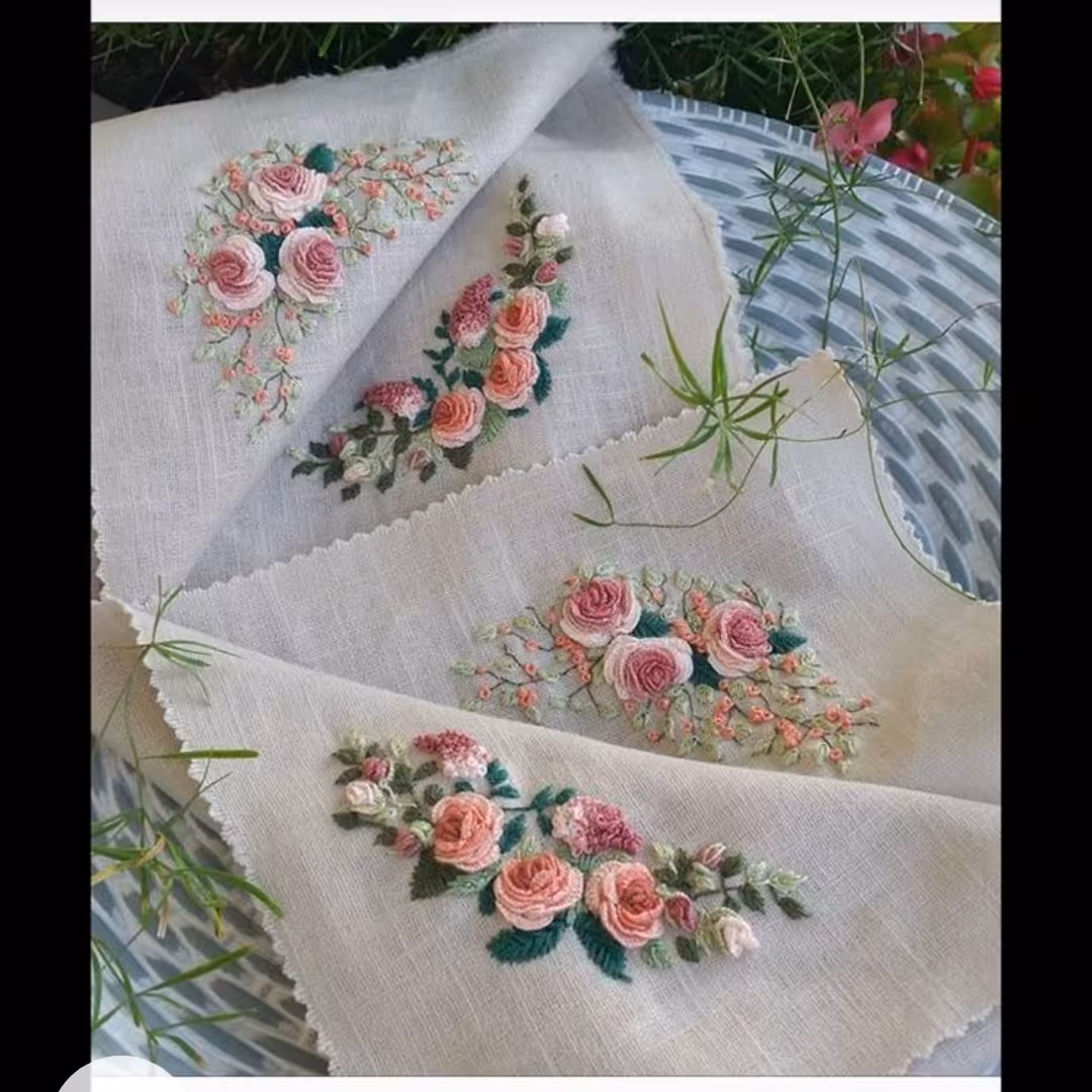 رومیزی گلدوزی با طرح رز برزیلی(استفاده شده از بهترین متریال) 