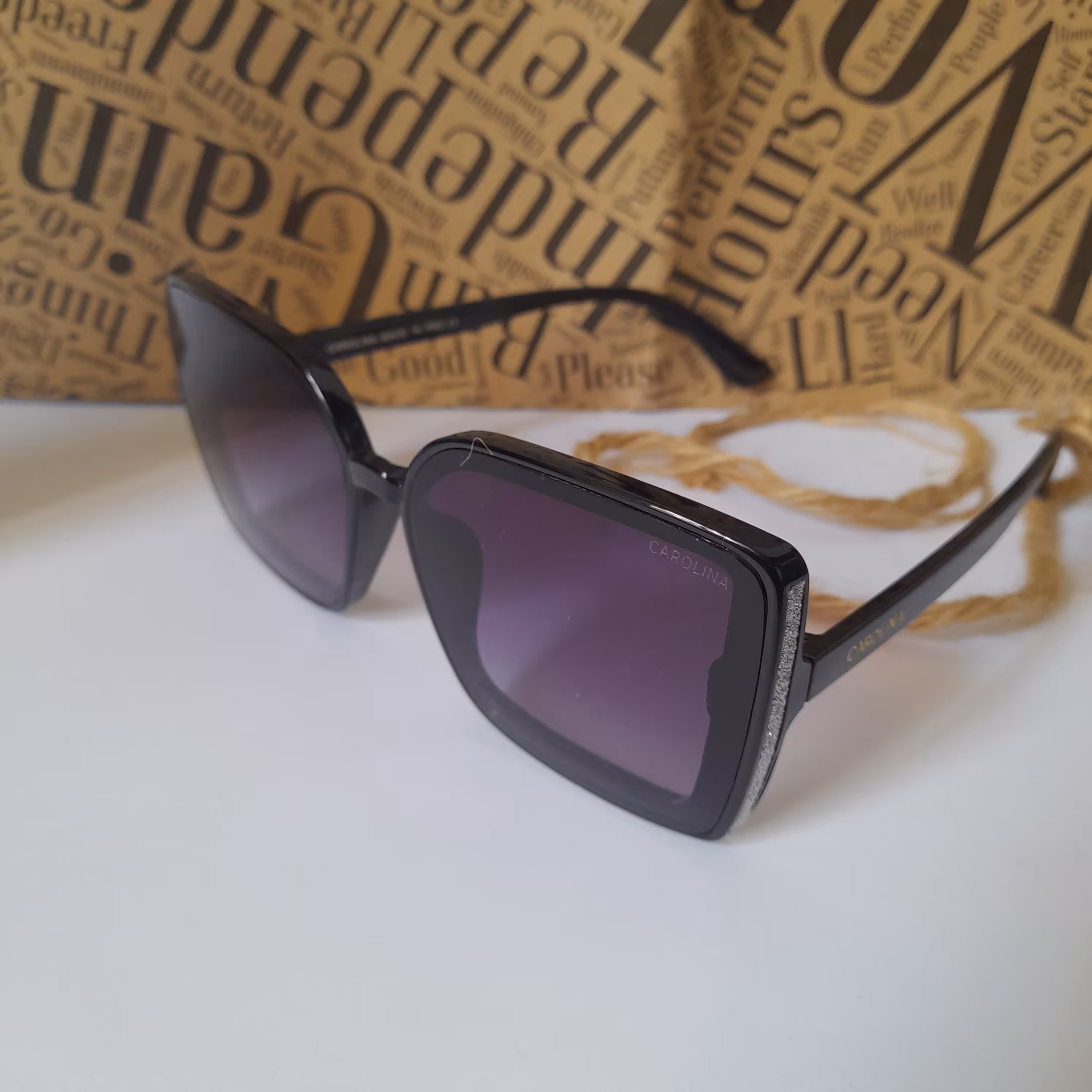 عینک آفتابی زیبا