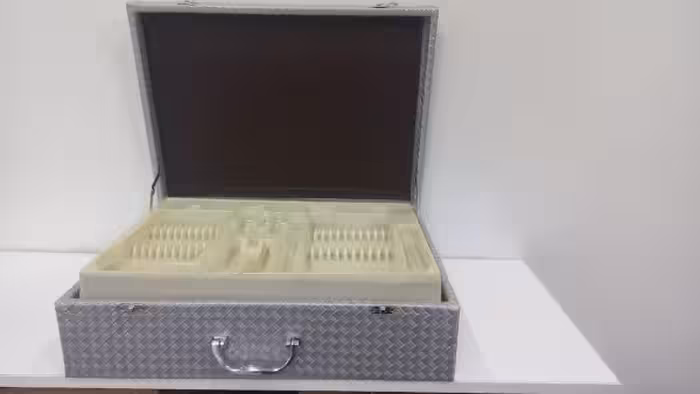 سرویس قاشق و چنگال 24 نفره 120 پارچه یونیک طرحدار براق