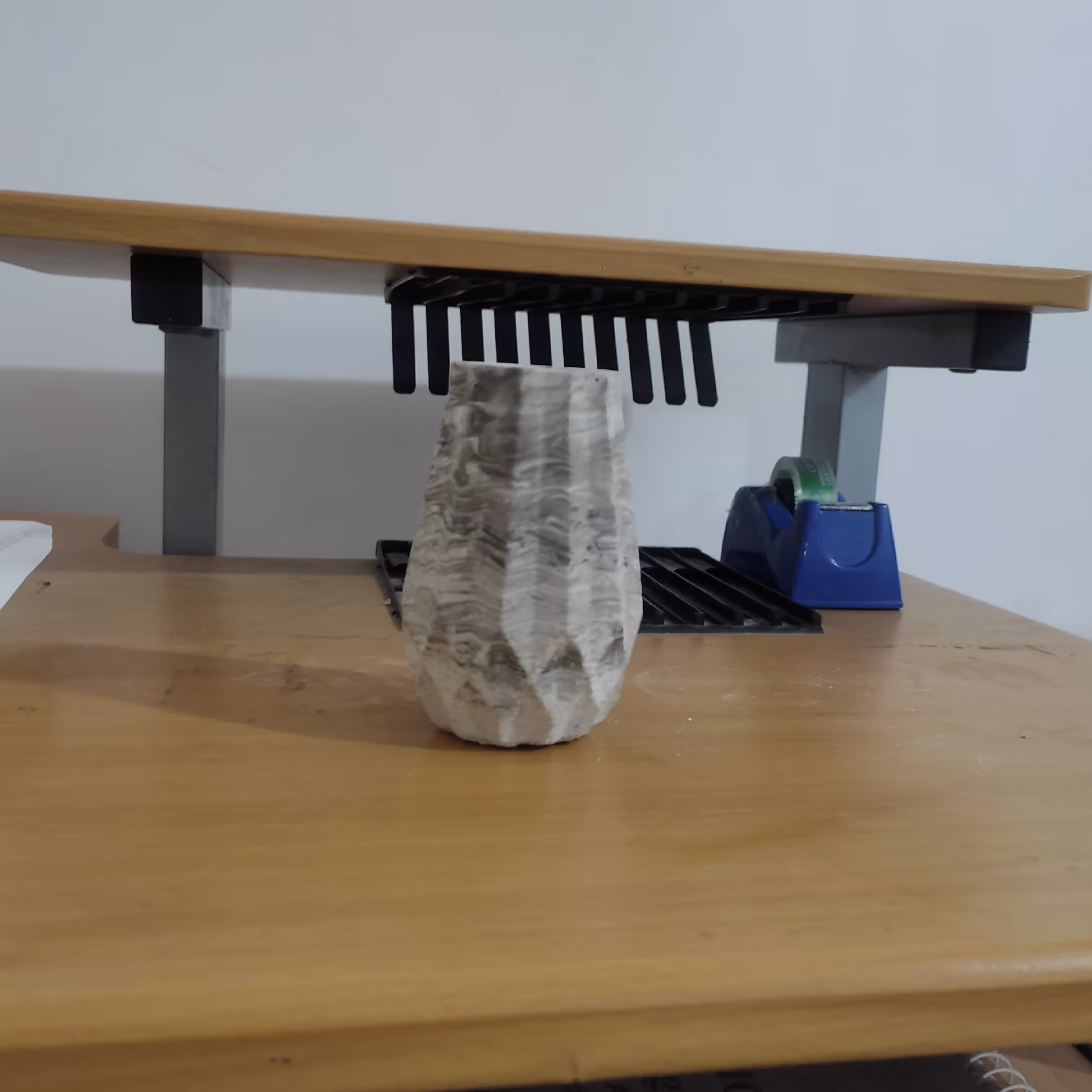 گلدان سنگی..