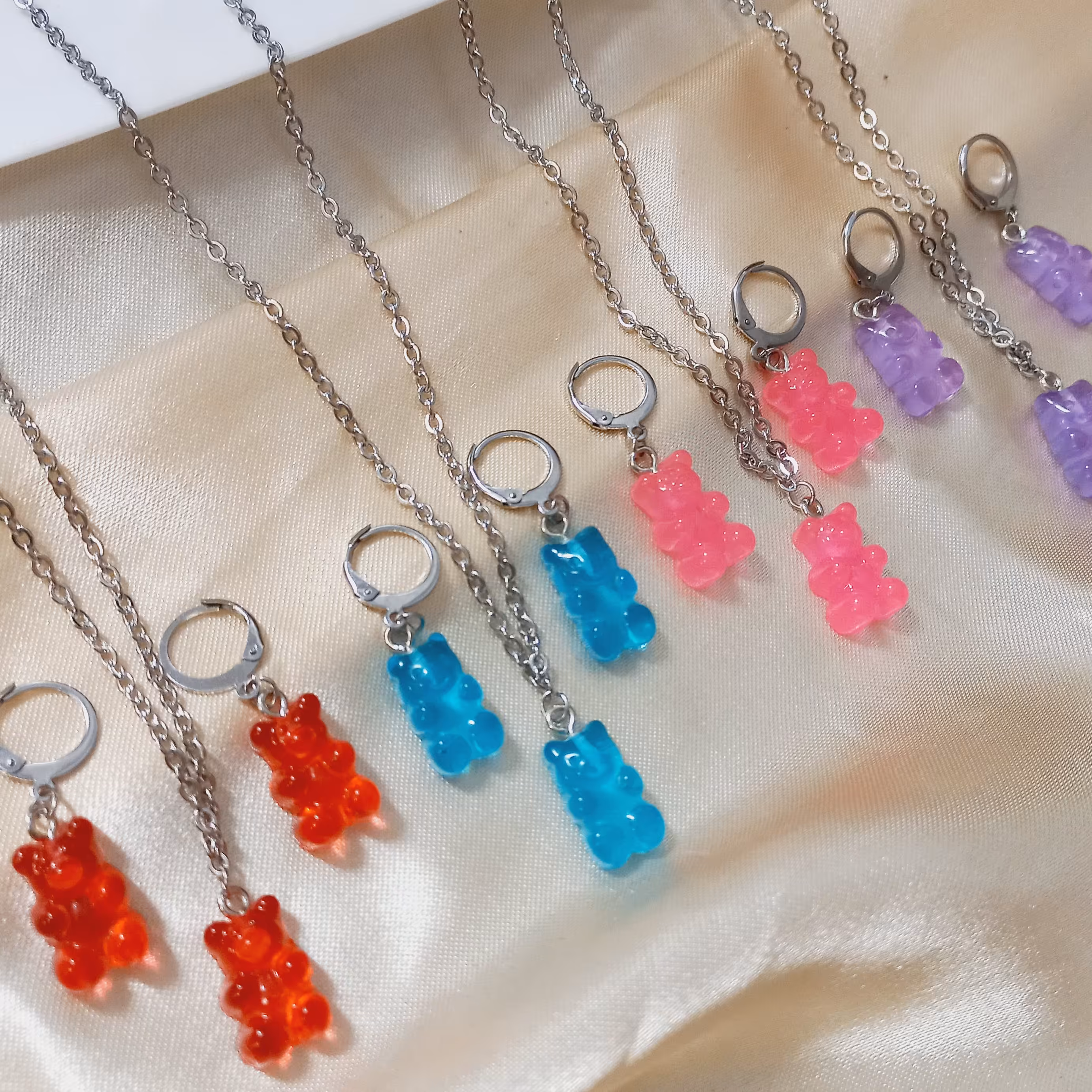 نیم ست گردنبند و گوشواره  استیل خرس پاستیلی رنگ ثابت