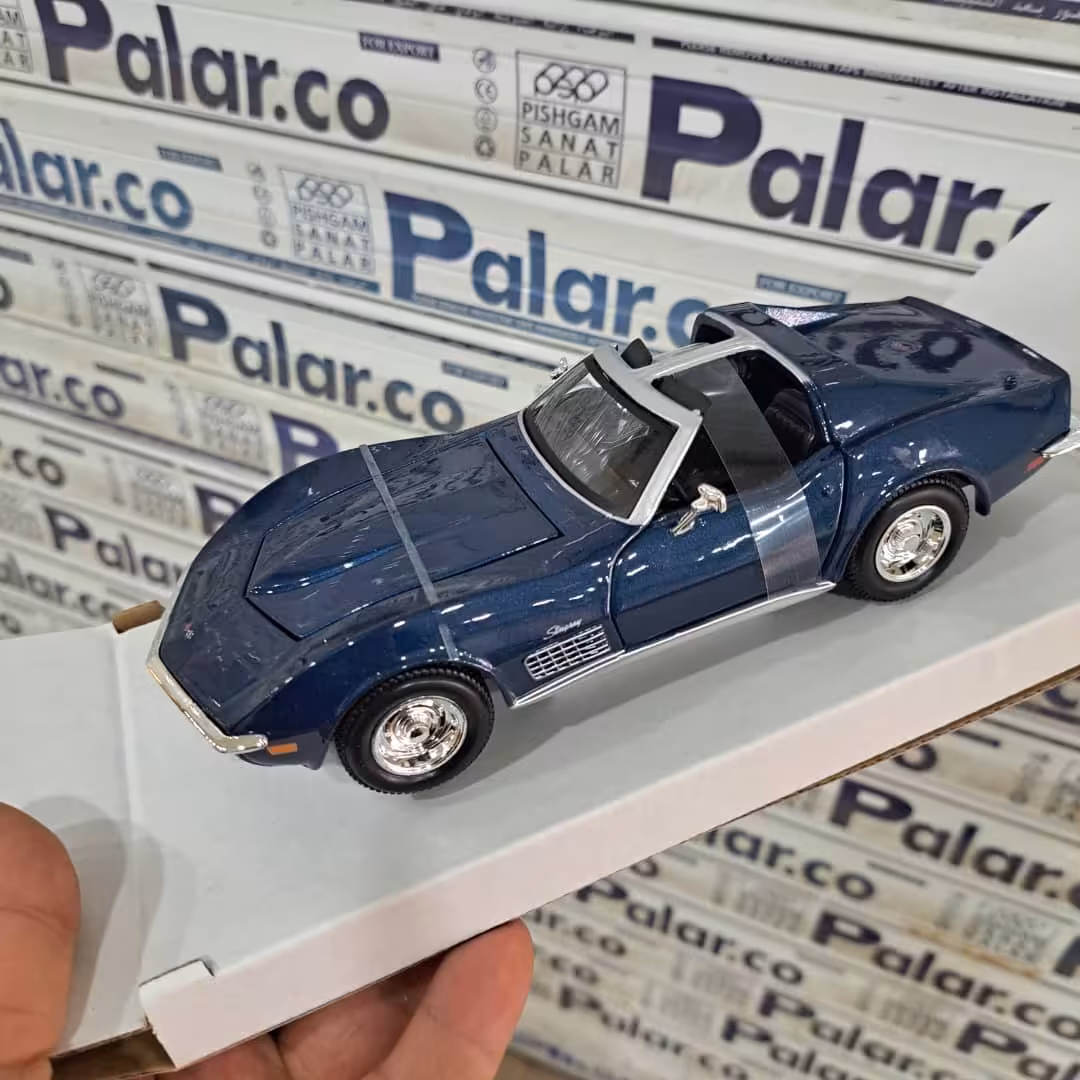 ماکت شورلت کوروت 1970 فلزی دارای جعبه مقیاس 1.24 طول 20 سانت دو درب کاپوت بازشو برندمایستو