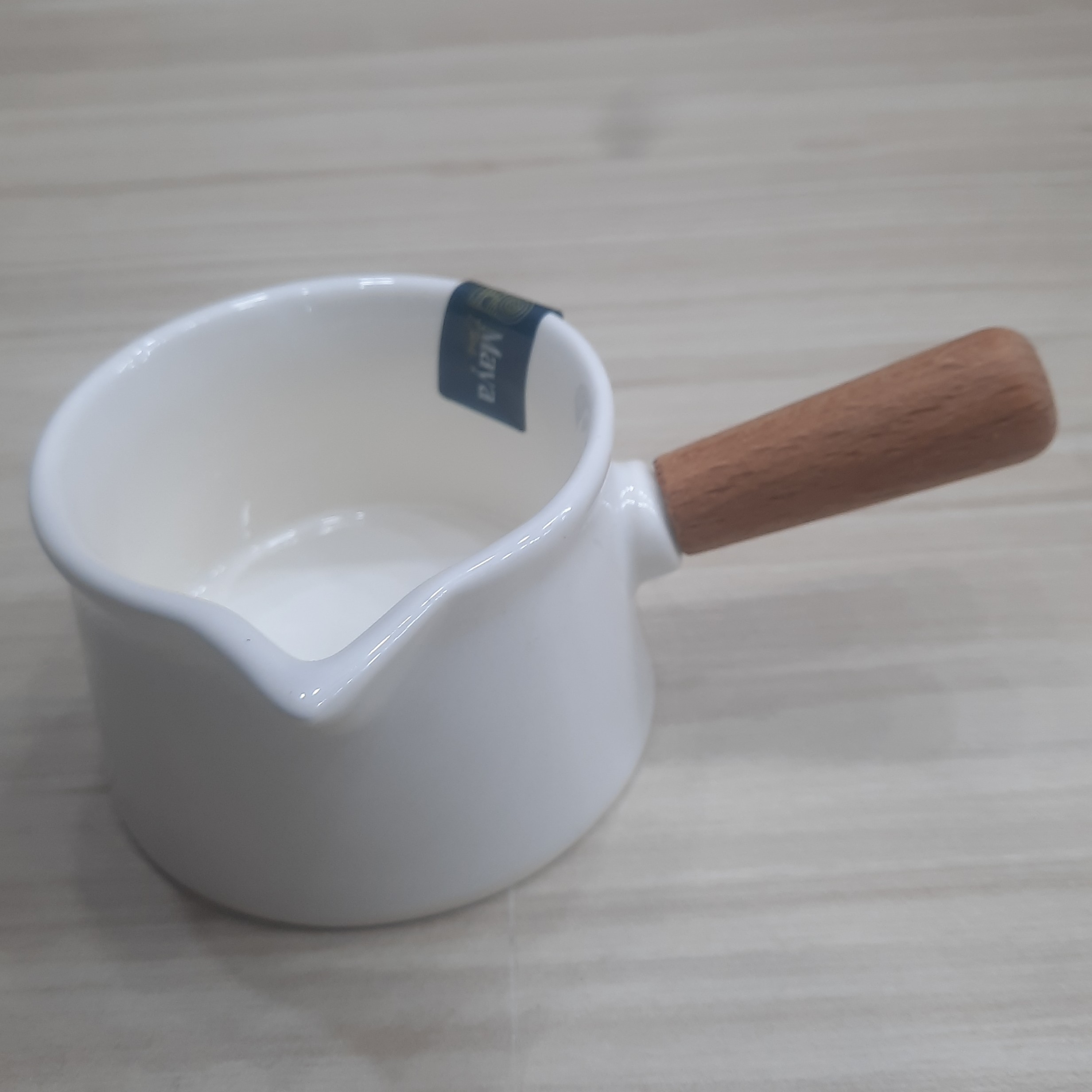 سس ریز سفید سس ریز سرامیکی سس ریز کوچک