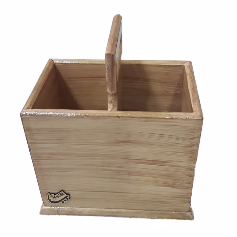 جاقاشق چنگالی ایستاده