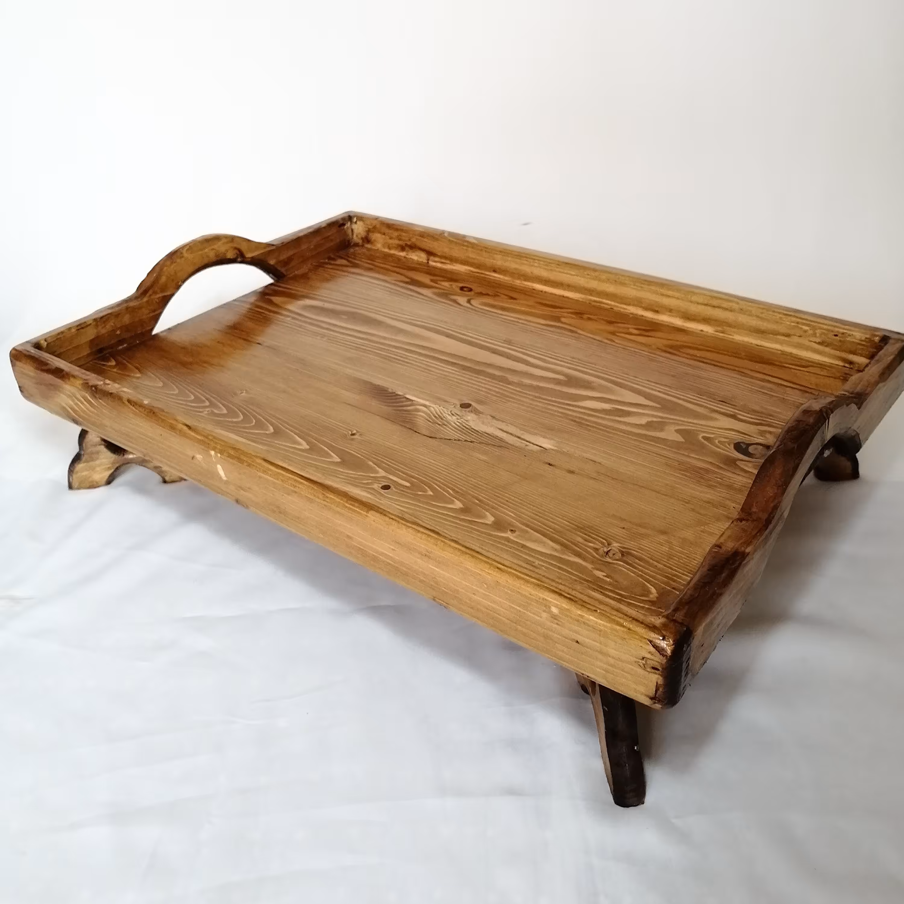 سینی چوبی سایز  20*30 پایه دار و دسته دار