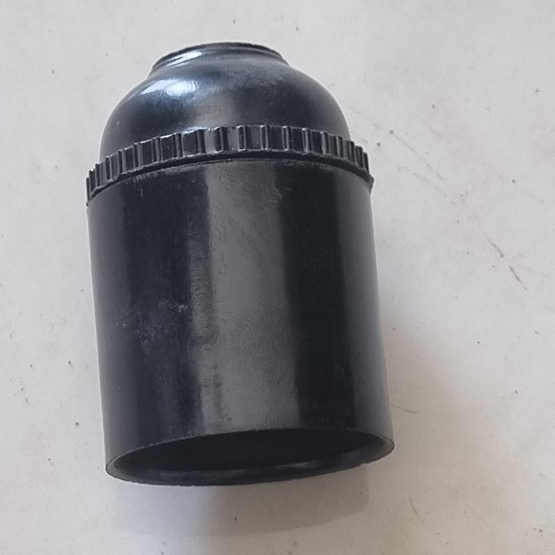 سر پیچ لامپ