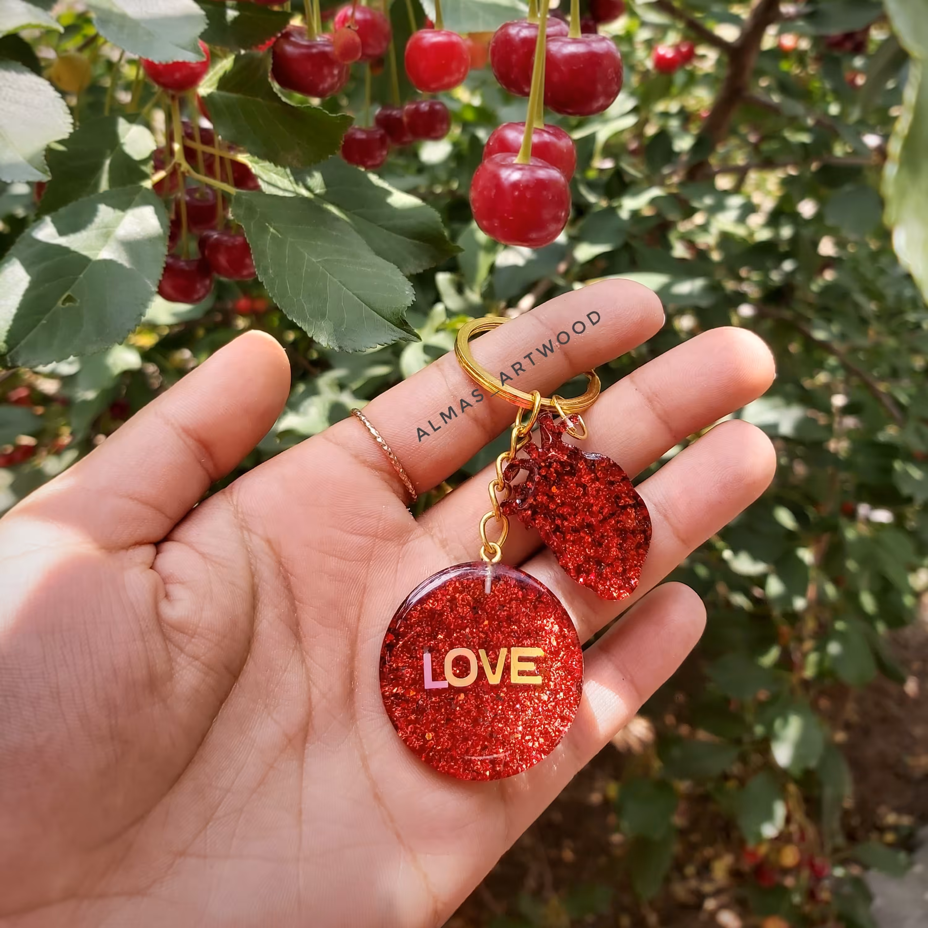 جاسویچی رزین 