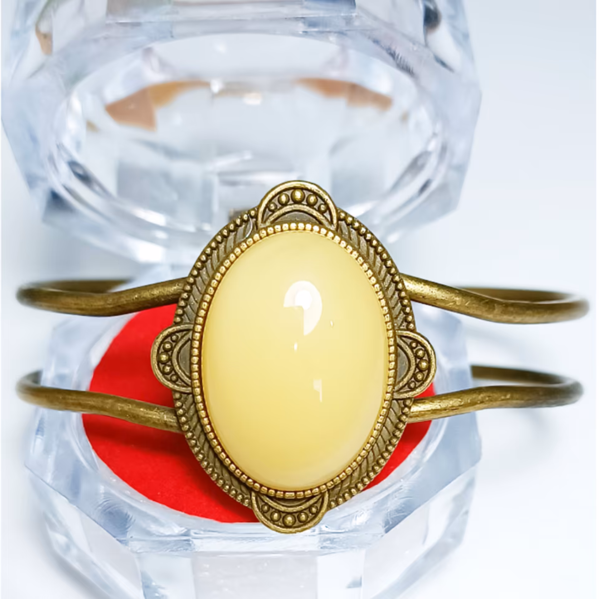 دستبند برنز با نگین عقیق  طبیعی 