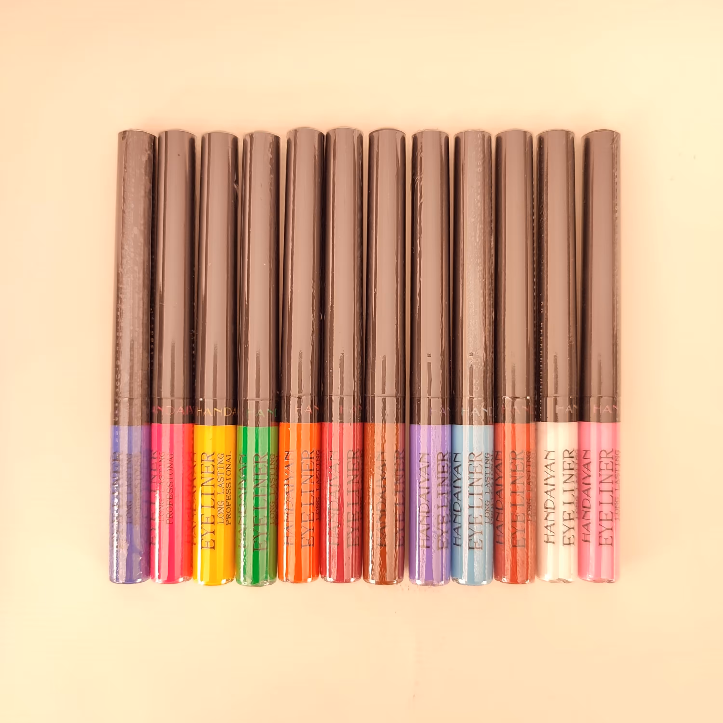 خط چشم رنگی هندیان شامل 12 رنگ 