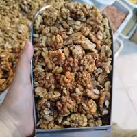 مغز گردو قهوه ای روشن سایز کوچک ایرانی(یک کیلو) خورشتی