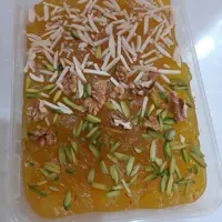 مسقطی زعفرانی بامغزبادام وپسته  باوزن 500گرم