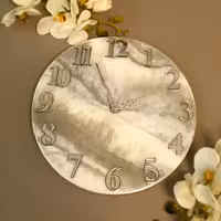 ساعت دیواری