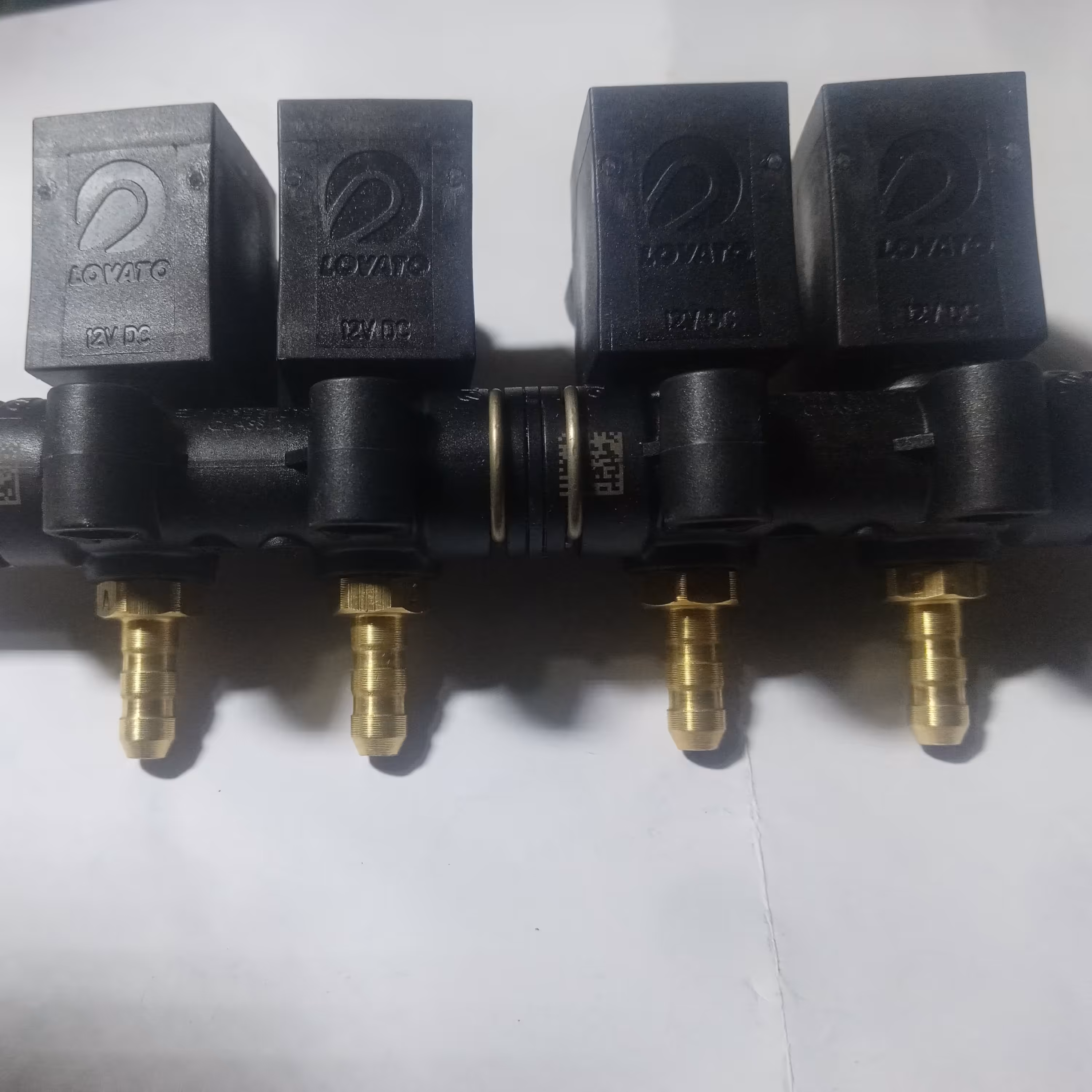 ریل سوخت لواتو نیسانیlovato انژکتور گاز