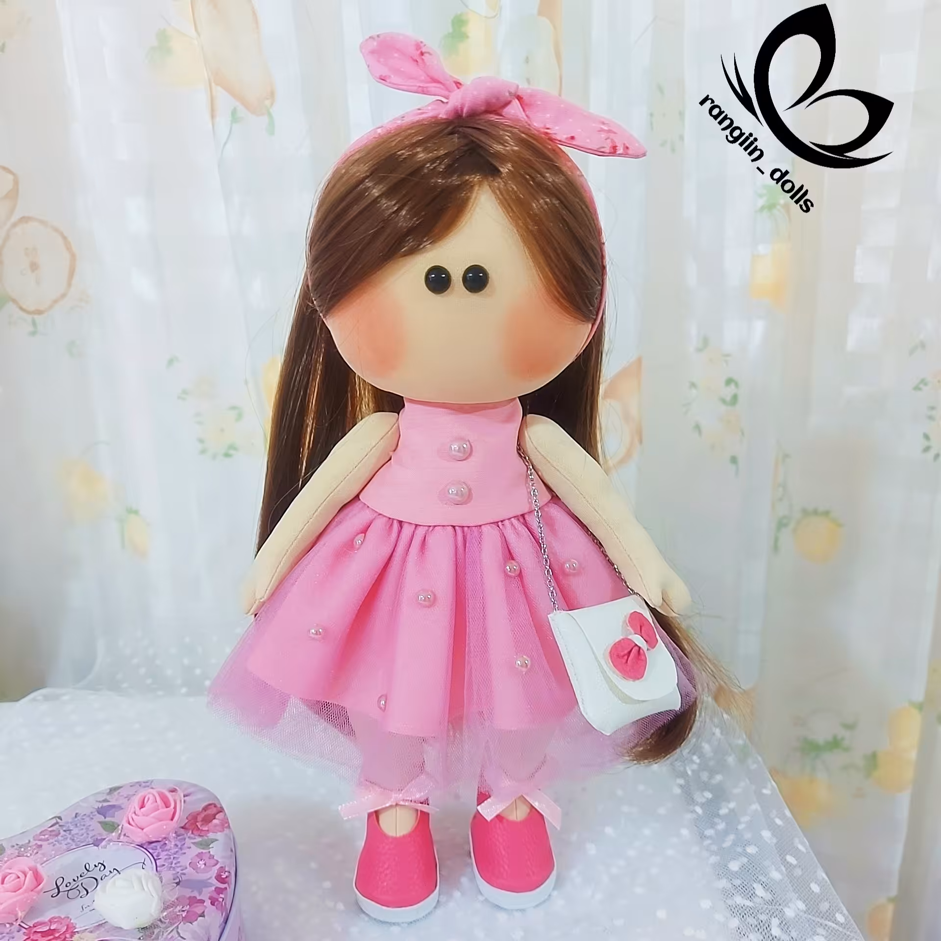 عروسک روسی دست ساز صورتی پوش