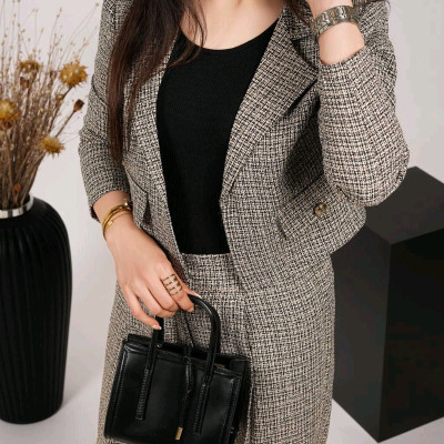 کراپ شلوار یقه e