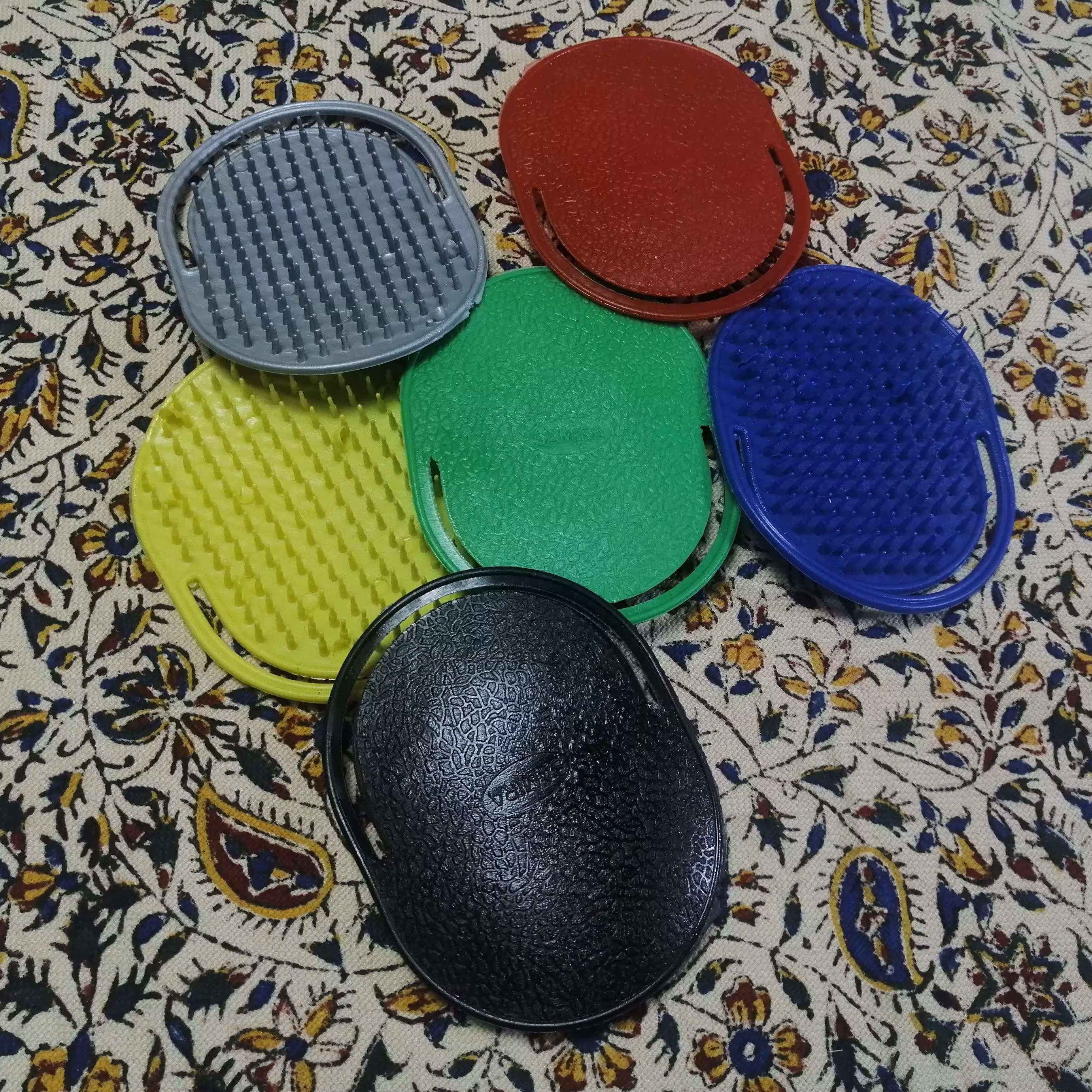 شانه مو دستی