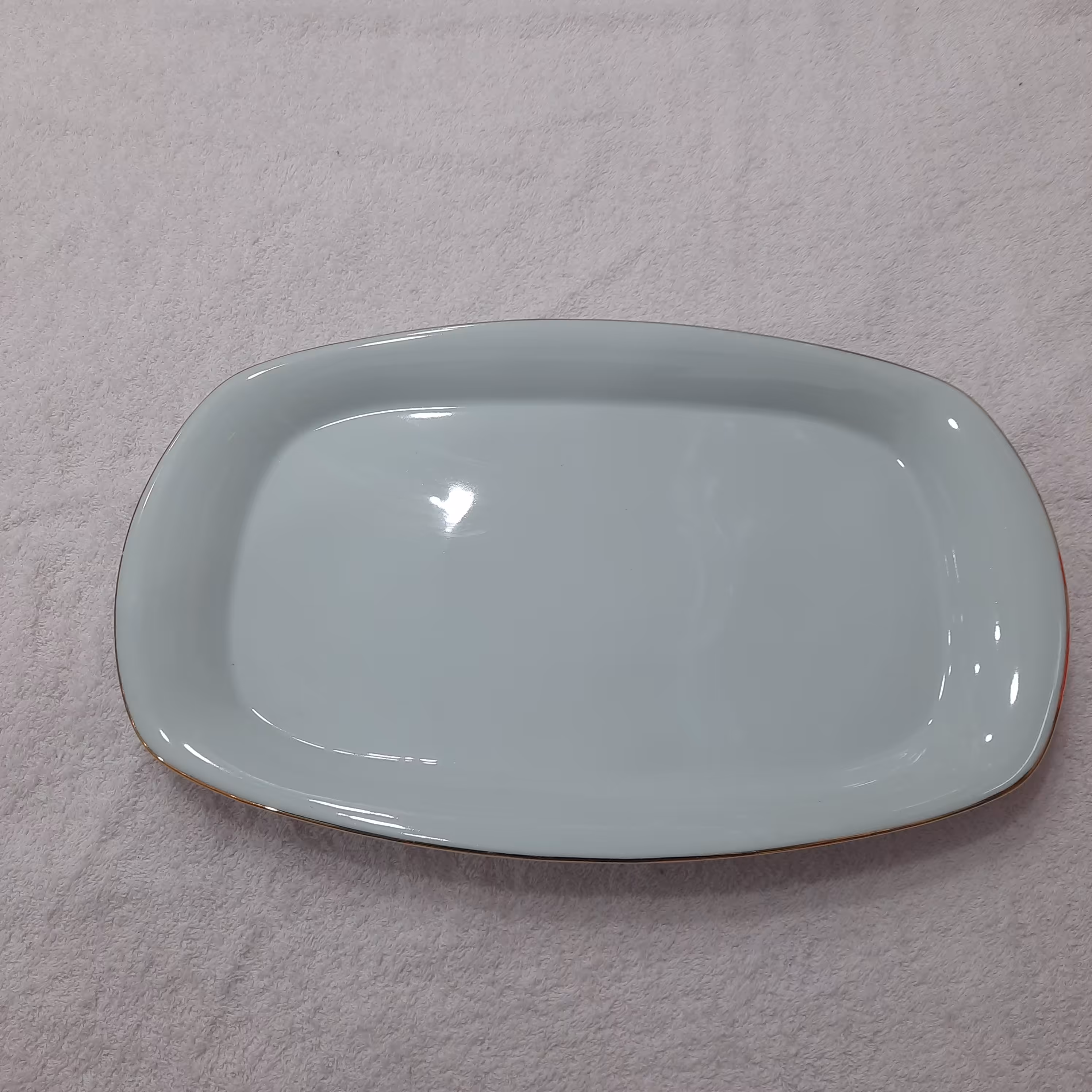 دیس سفید لب طلایی دیس سفید دور طلایی دیس مستطیل دیس برنج لب طلایی 