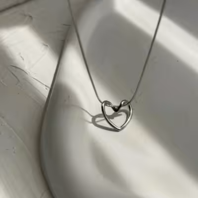 گردنبند قلب دفرمه سیلور، پینترستی، استیل، رنگ ثابت