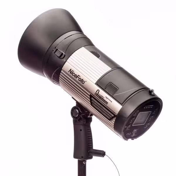 فلاش پرتابل نایس فوتو NiceFoto flash 680A