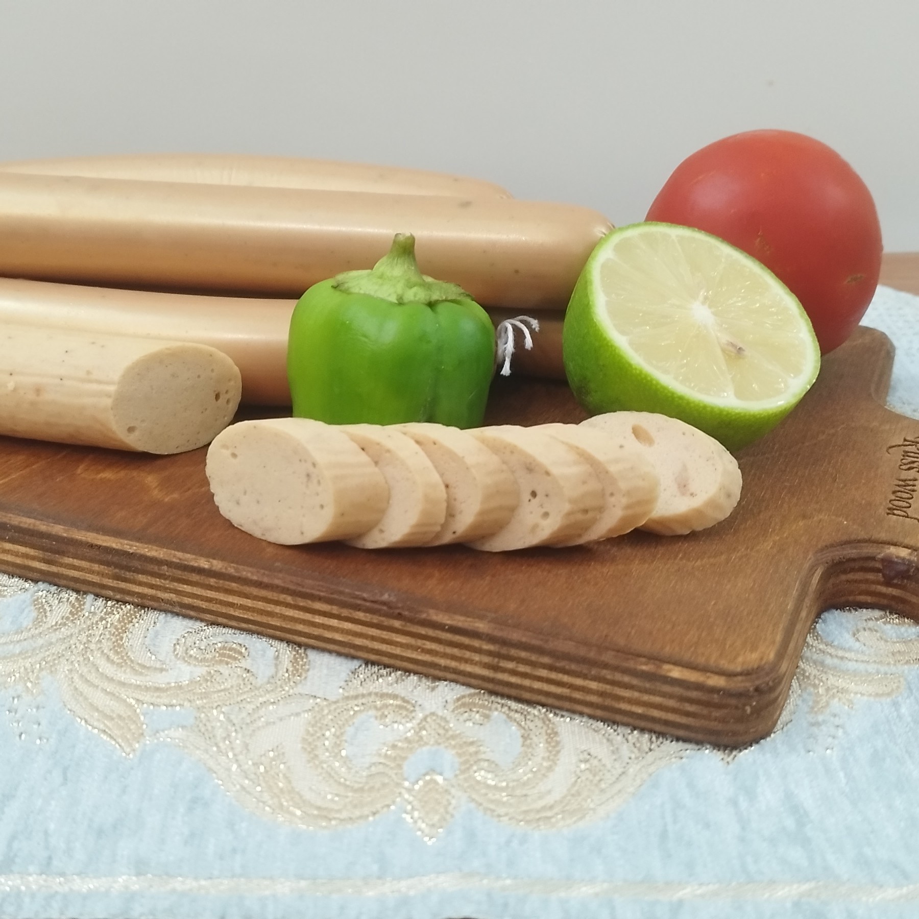 سوسیس 90 درصد فیله مرغ 500 گرم