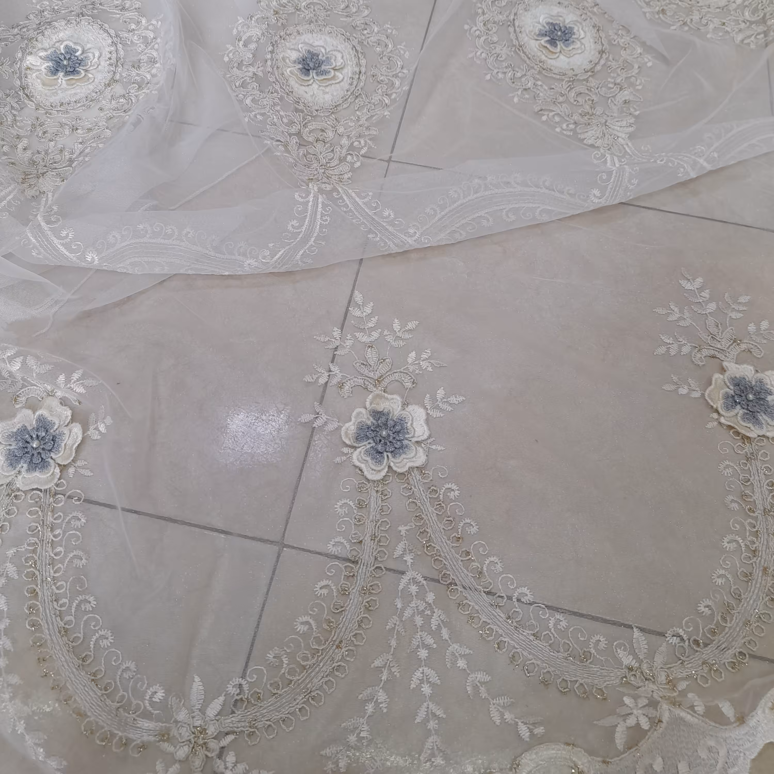 پرده قابی گل برجسته..