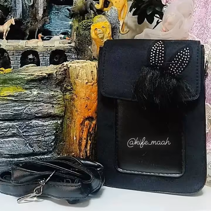 کیف دوشی پاسپورتی دخترانه مدل خرگوشی.داذای بند بلند قابل تنظیم 