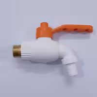 شیر آب پلاستیکی اعلا محصول فروشگاه وهاب زاده