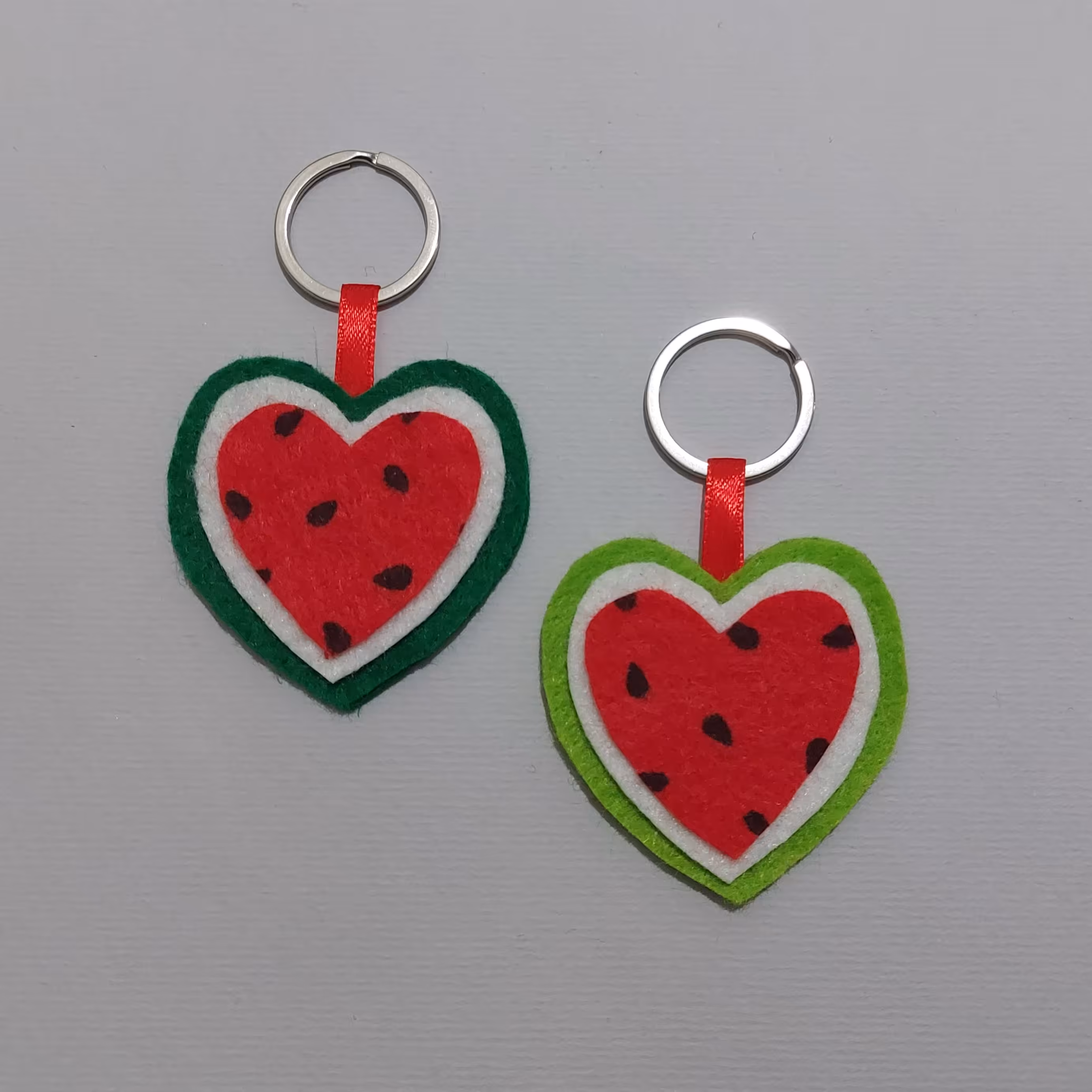 آویز کلید  شب یلدا طرح هندوانه قلبی پک 20 عددی 