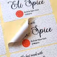 لیبل پشت چسب داره با طرح اختصاصی