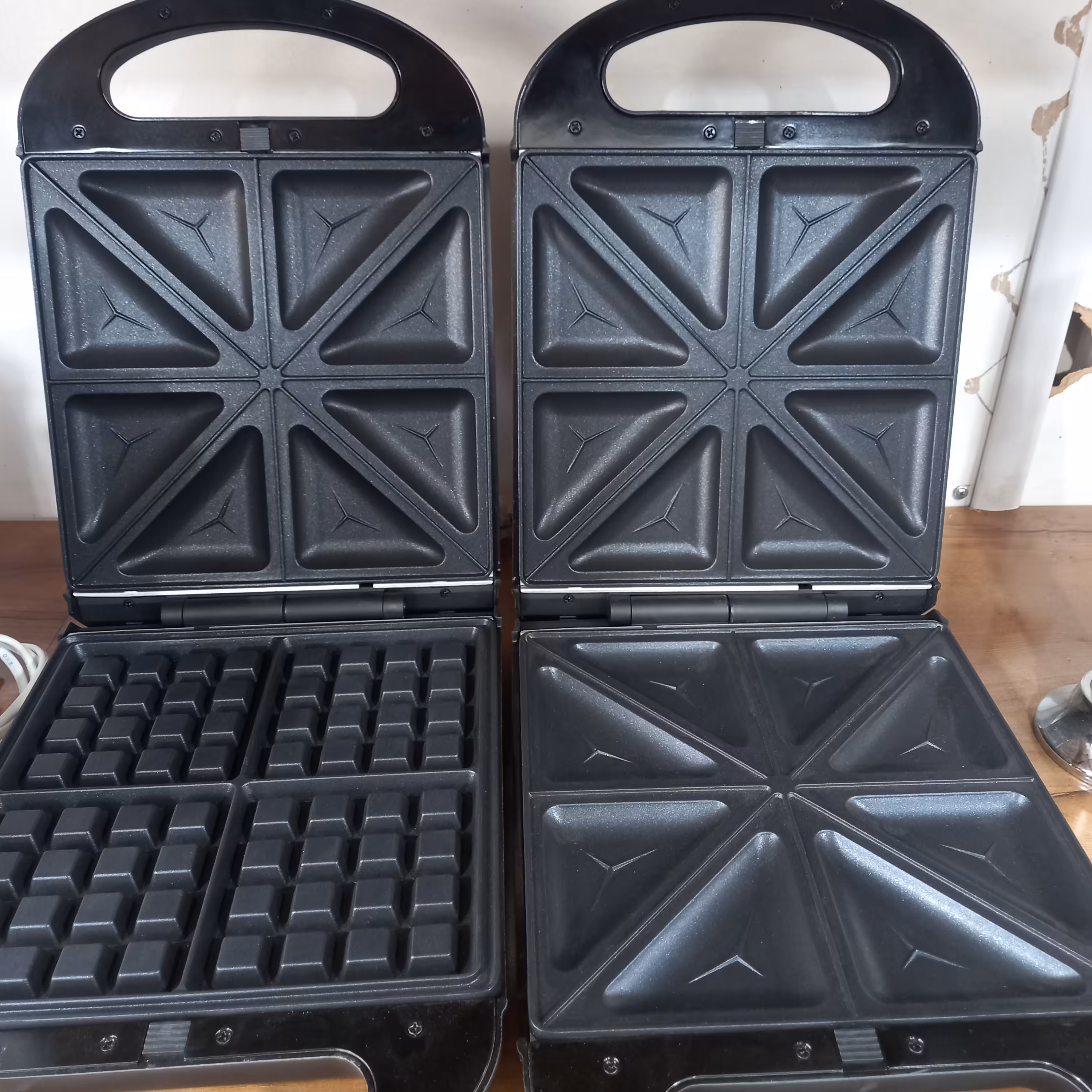 ساندویچ ساز سه کاره کریل ووافل ساز   اسنک ساز  بیم تحت لیسانس آلمان 