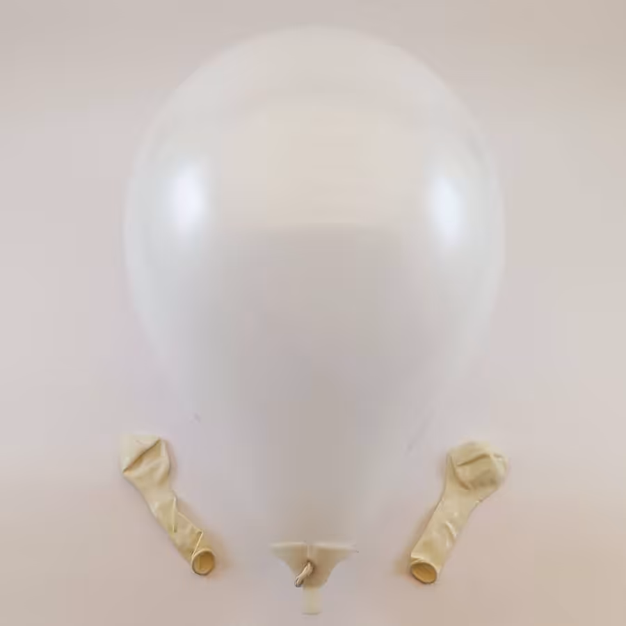 بادکنک سفید (6 اینچ)