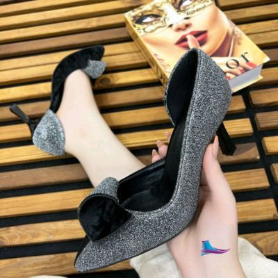 کفش پاشنه دار زنانه مجلسی.