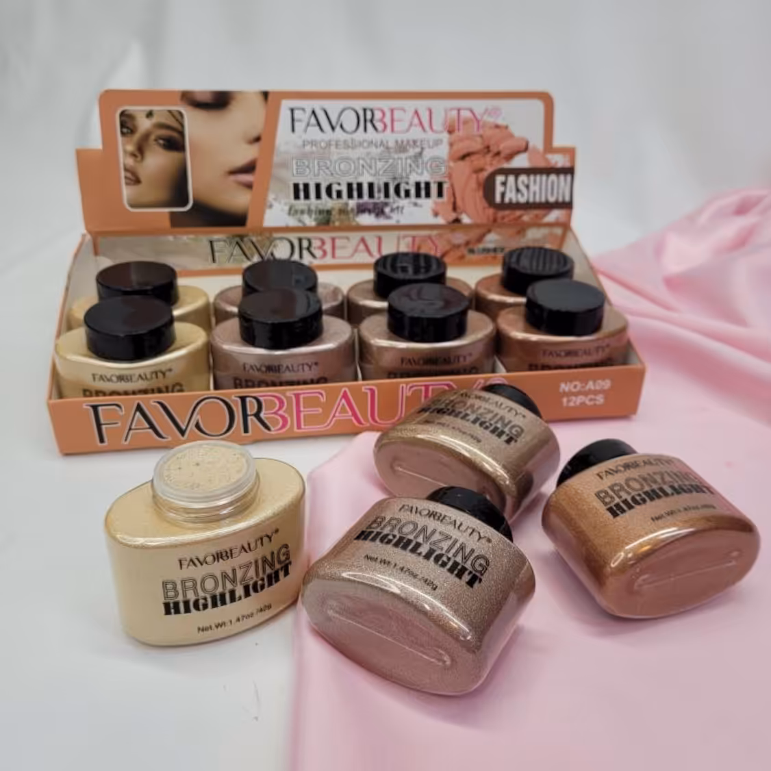 هایلایتر پودری شماره 4 favorbeauty