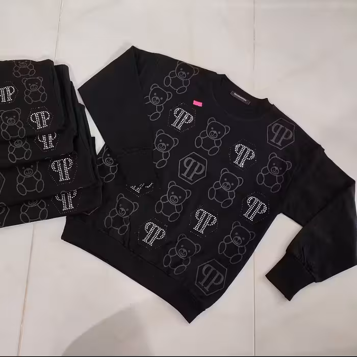 بلوز اسپرت جنس عالی دختر پسر  آستین شصتی رنگ قرمز و مشکی 