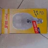 لامپ 40 وات نارون با ضمانت 1 ساله ارسال پس کرایہ 