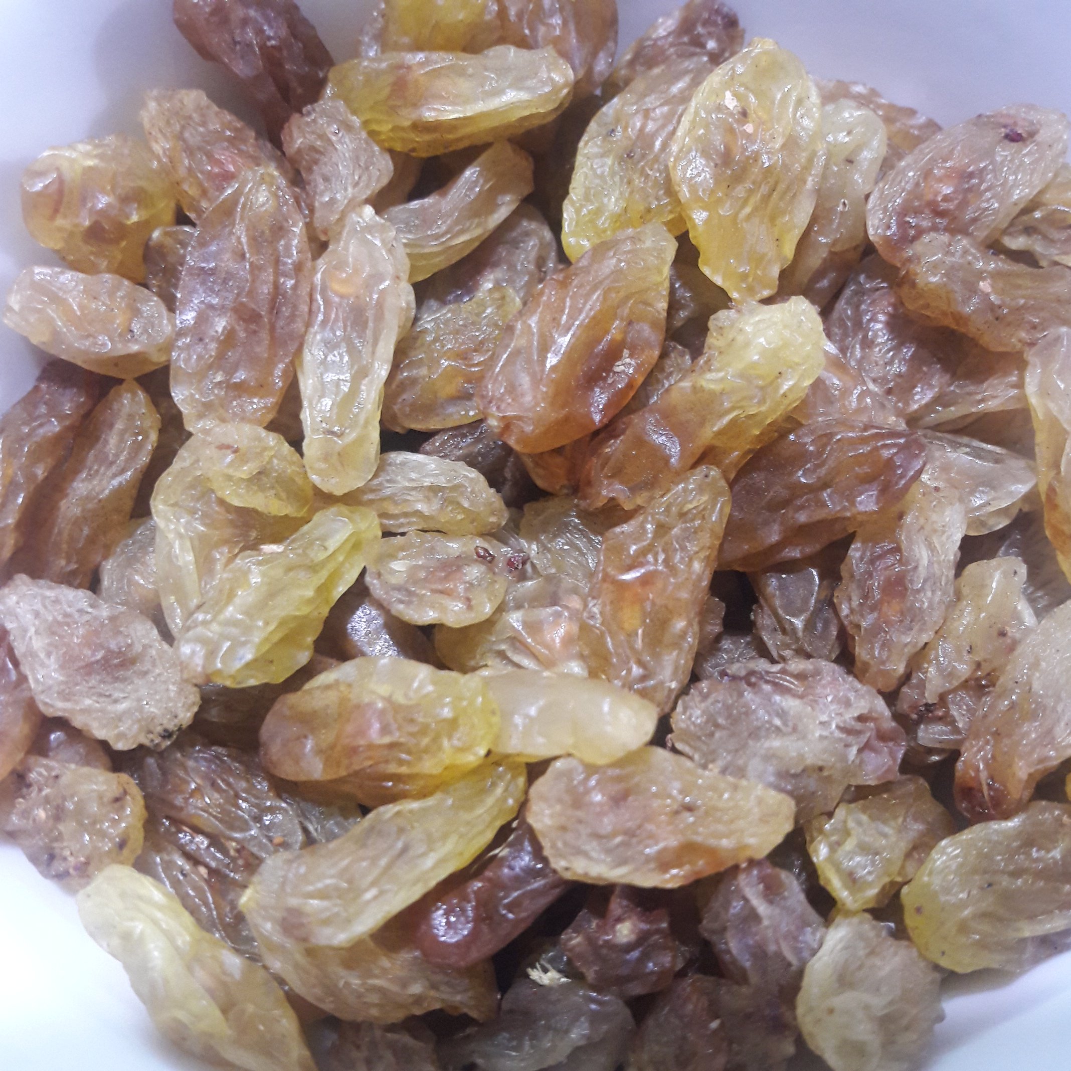 کشمش سبز مرغوب کاشمر