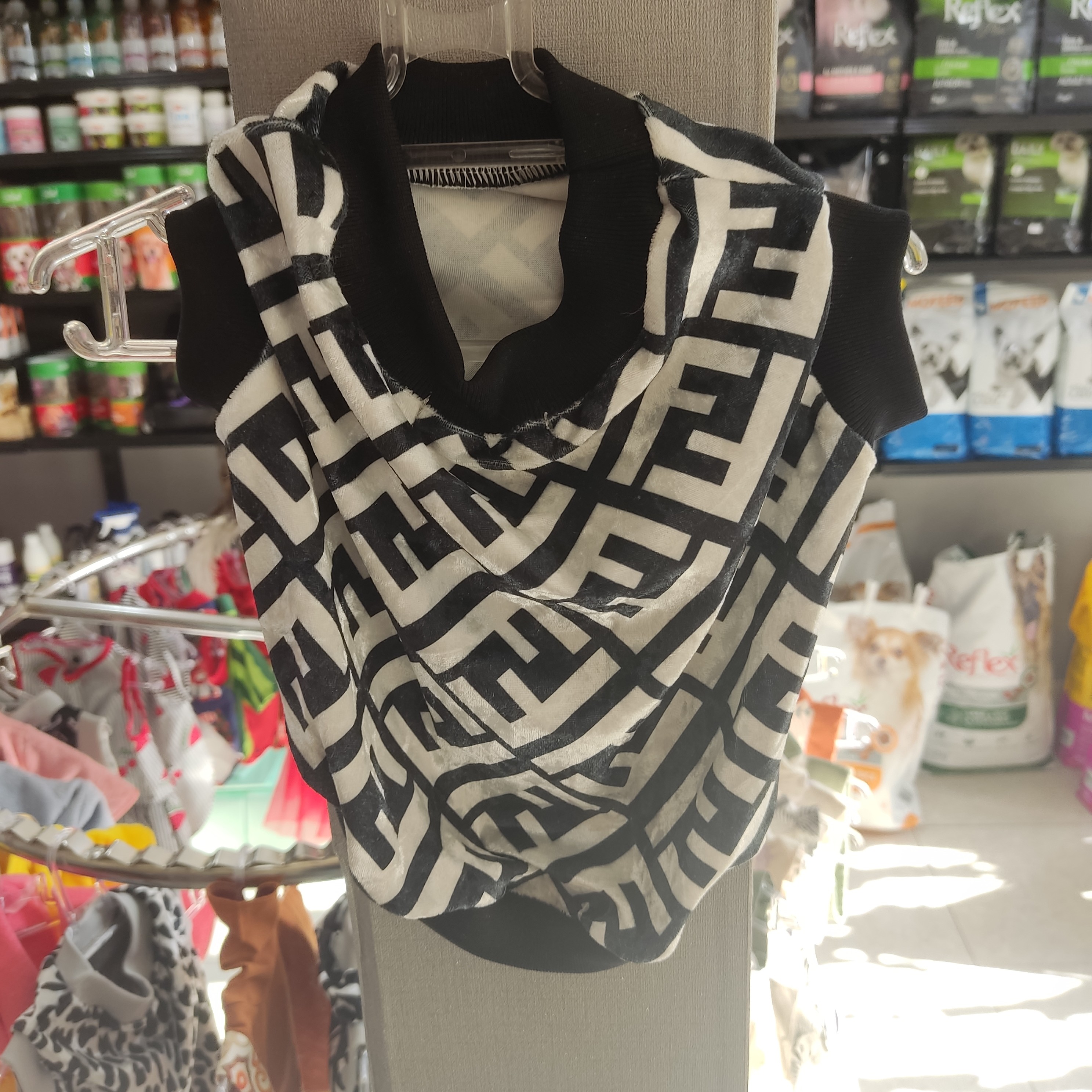 لباس سگ و گربه