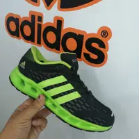 کفش کتانی آدیداس کلیماکول متناسب برای استایل روزمره
