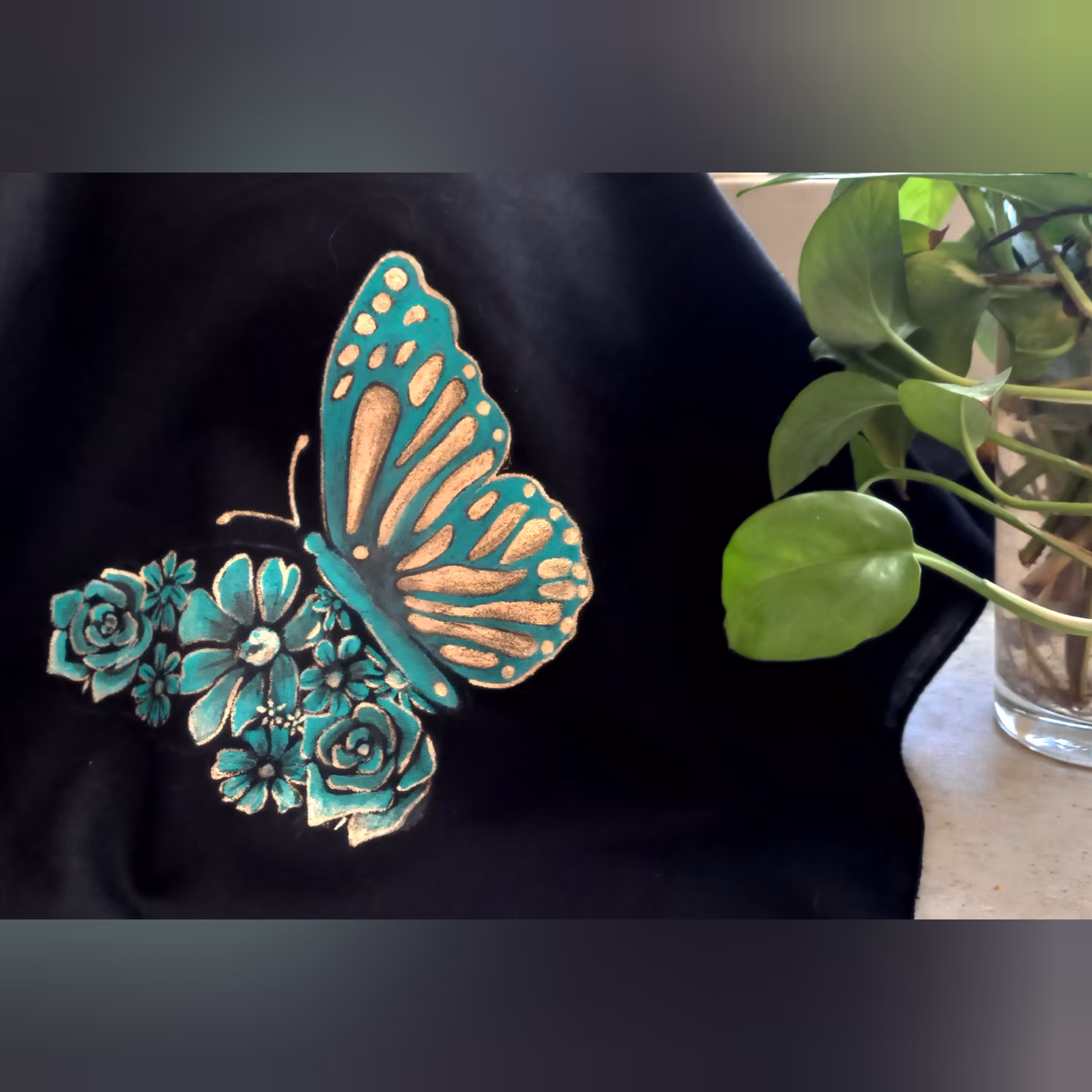 نقاشی روی مقنعه