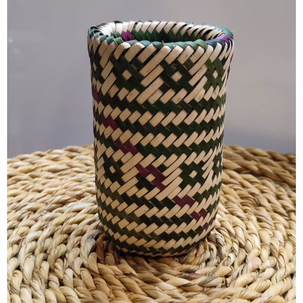 جای قلمی داخل سفال با روکش حصیری کار درست ارتفاع 12 سانتی متر