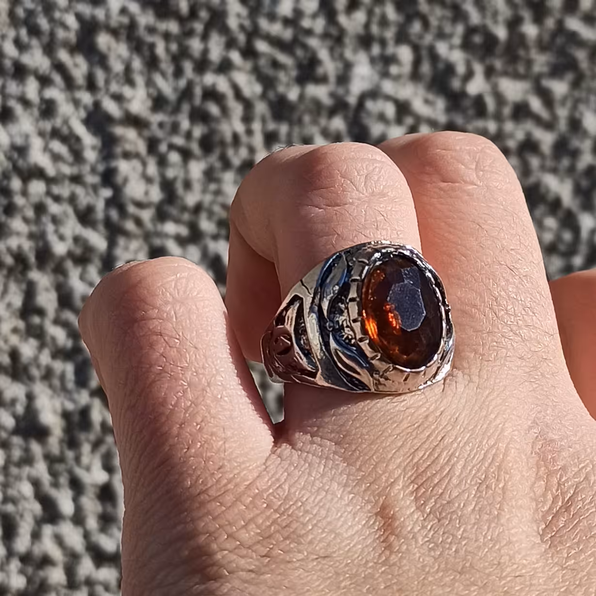 انگشتر کوارتز زیبا