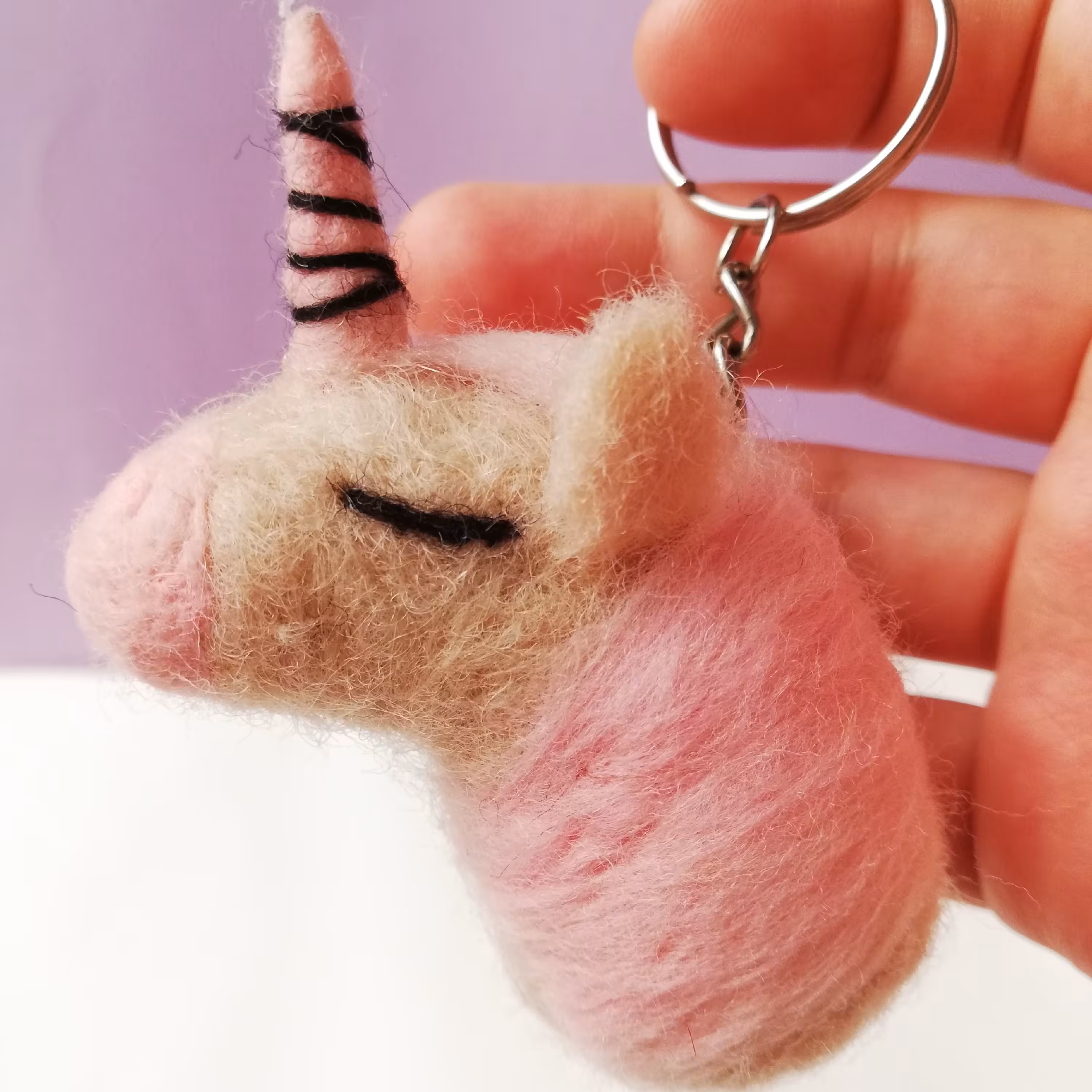 جاسوئیچی کچه ای مدل یونیکورن 