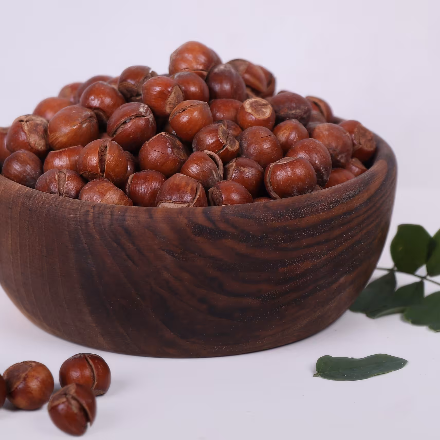 فندق ایرانی محصول امسالی برشته وتازه