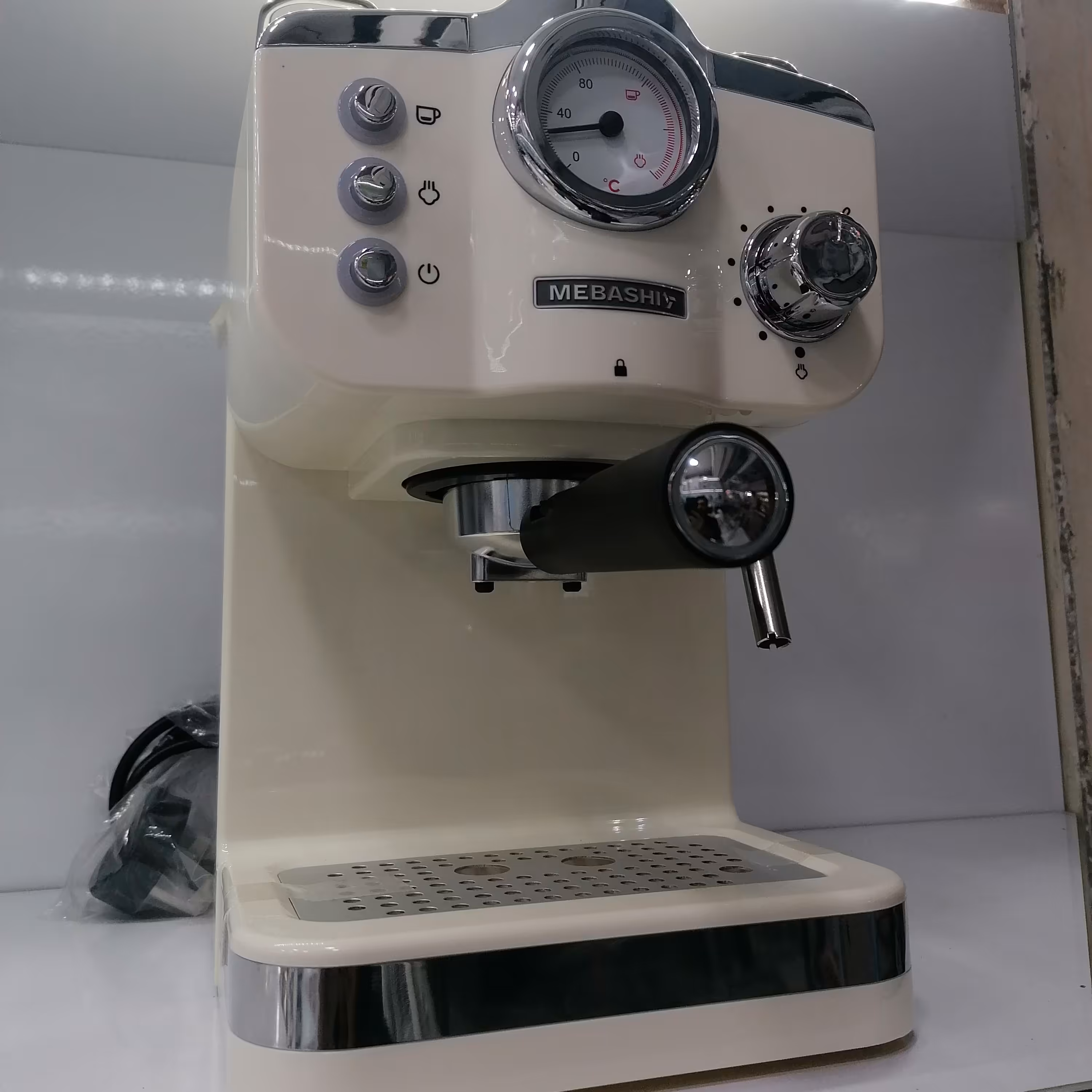 دستگاه قهوه ساز  برقی مباشی مدل 2015ECM  فشار 20 بخار و ارسال رایگان سراسر کشور