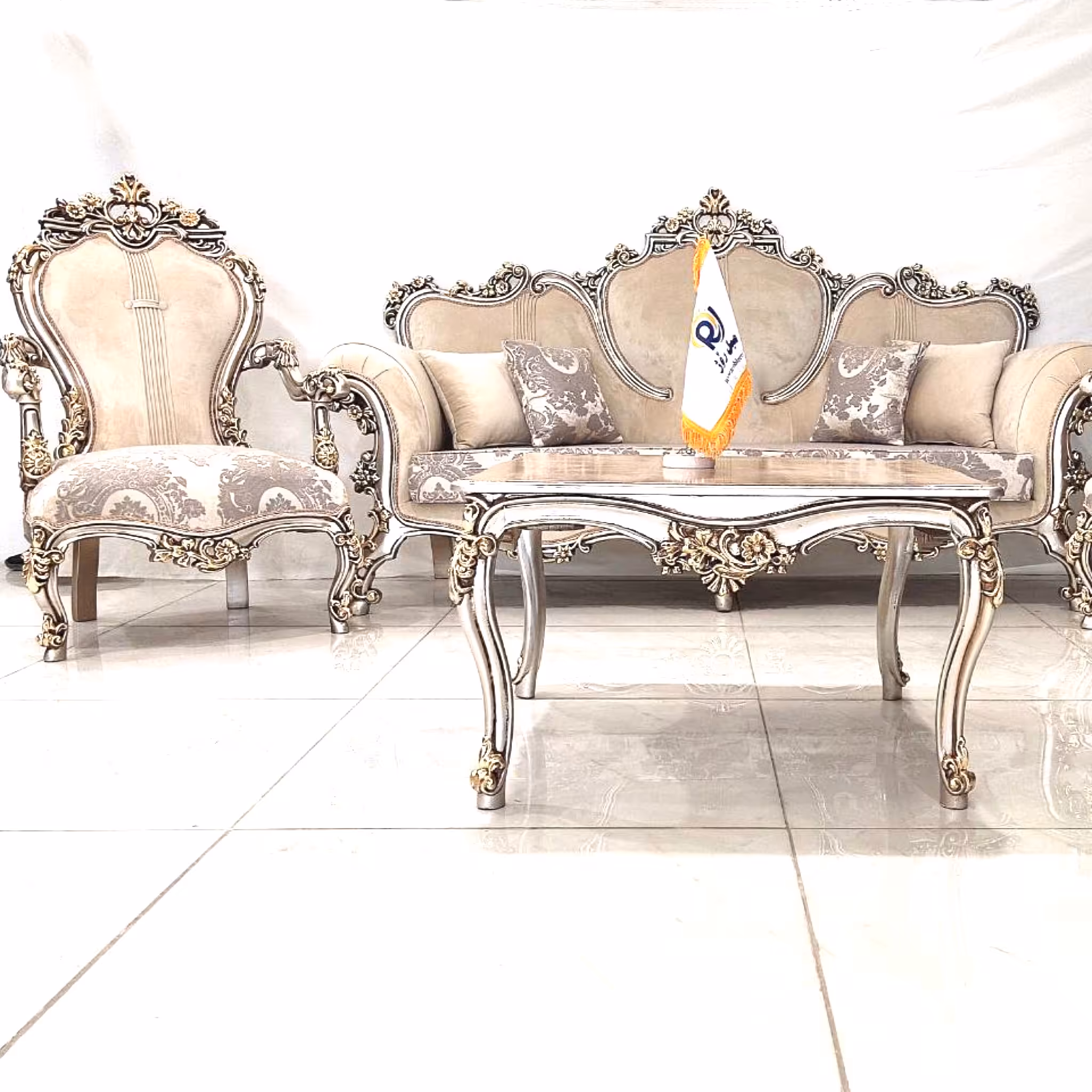 مبل سلطنتی ملکه 