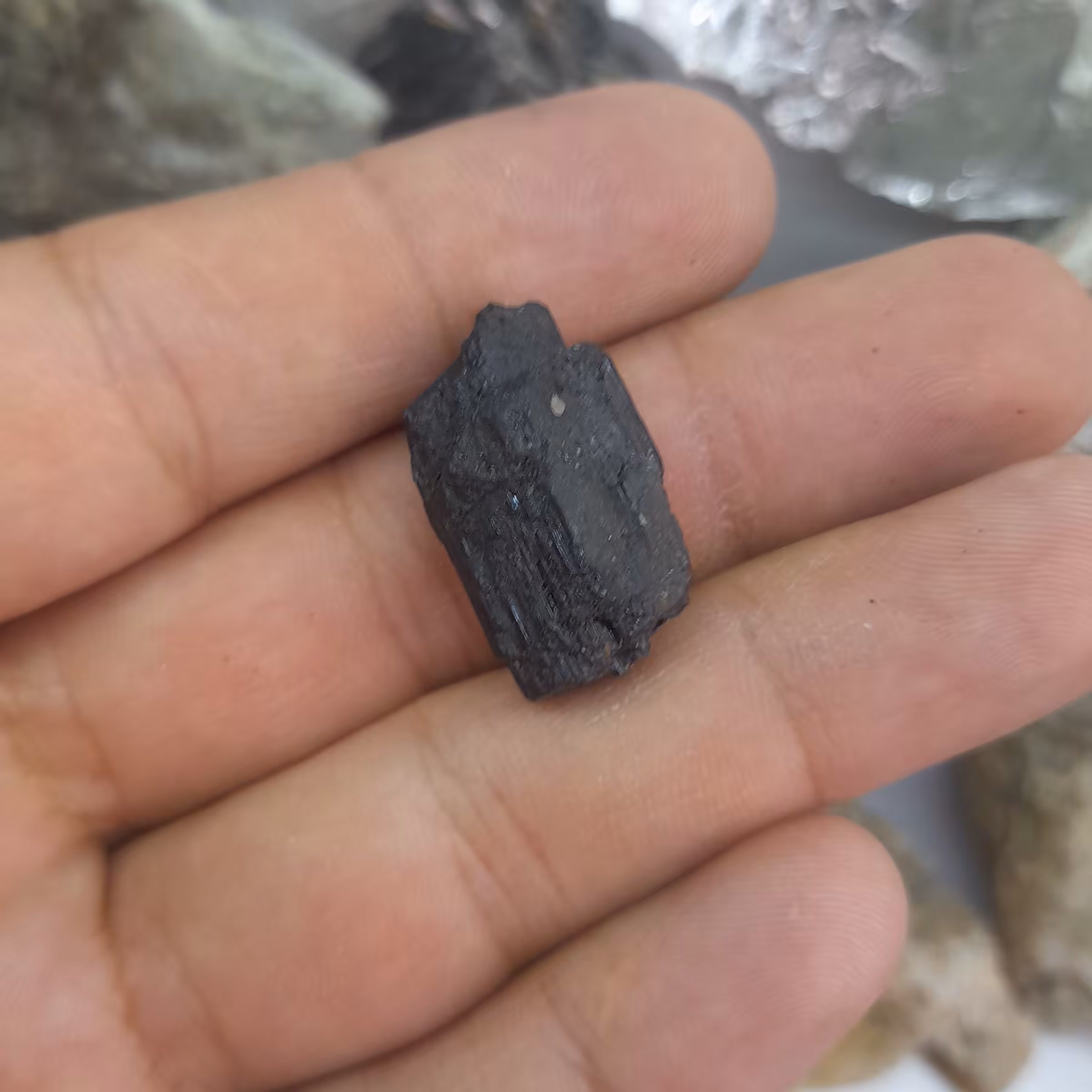 سنگ تورمالین کد 3