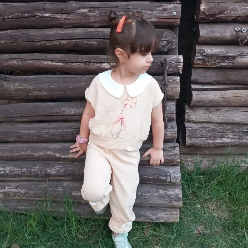 کراپ شلوار گلدوزی شده با دست