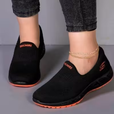 کتانی اسکیچرز