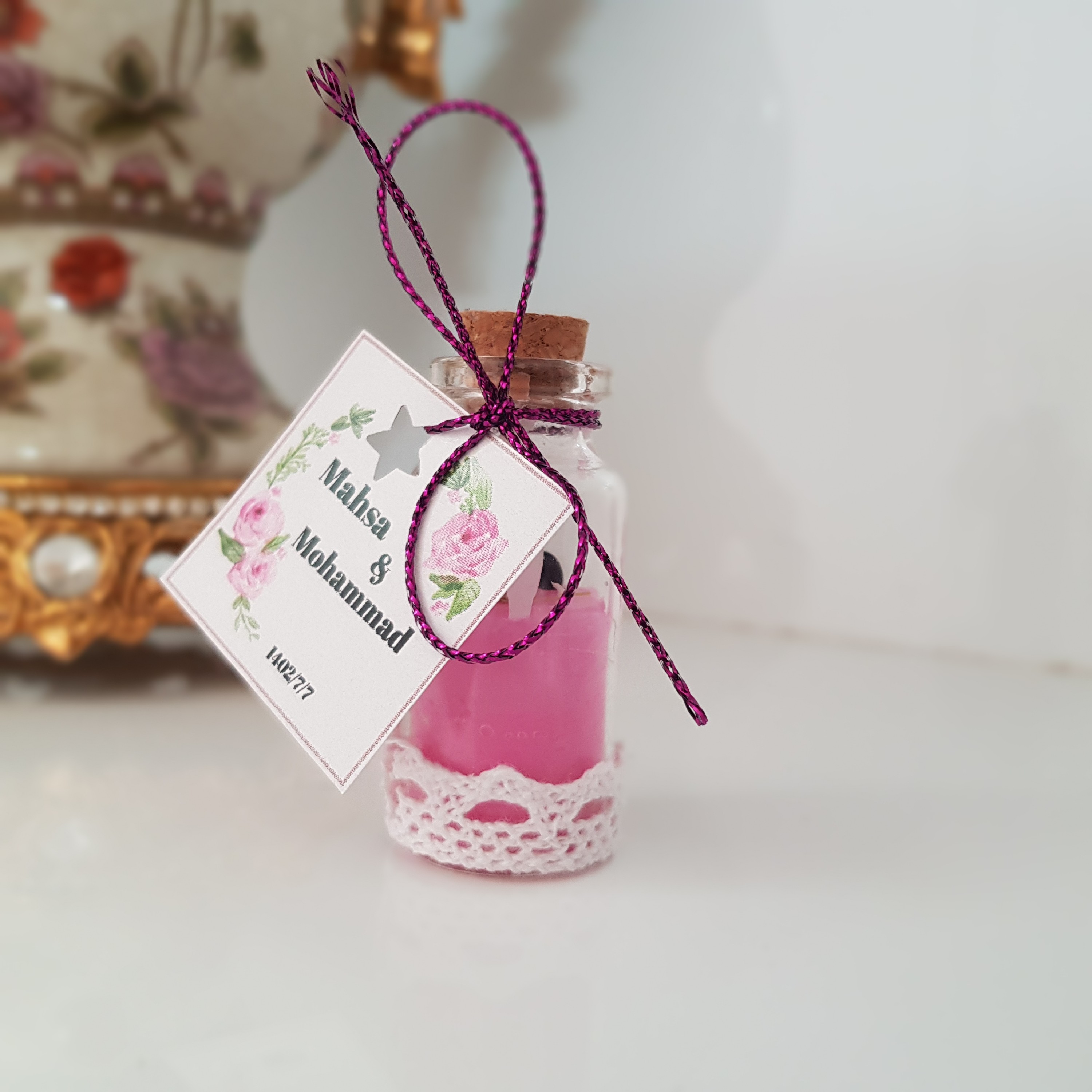 گیفت عروسی عقد نامزدی مدل ویال و شمع با کارت آویز